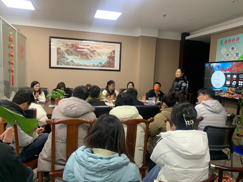 在三月二十五日上午在公司会议室展开了三月下旬工作会议